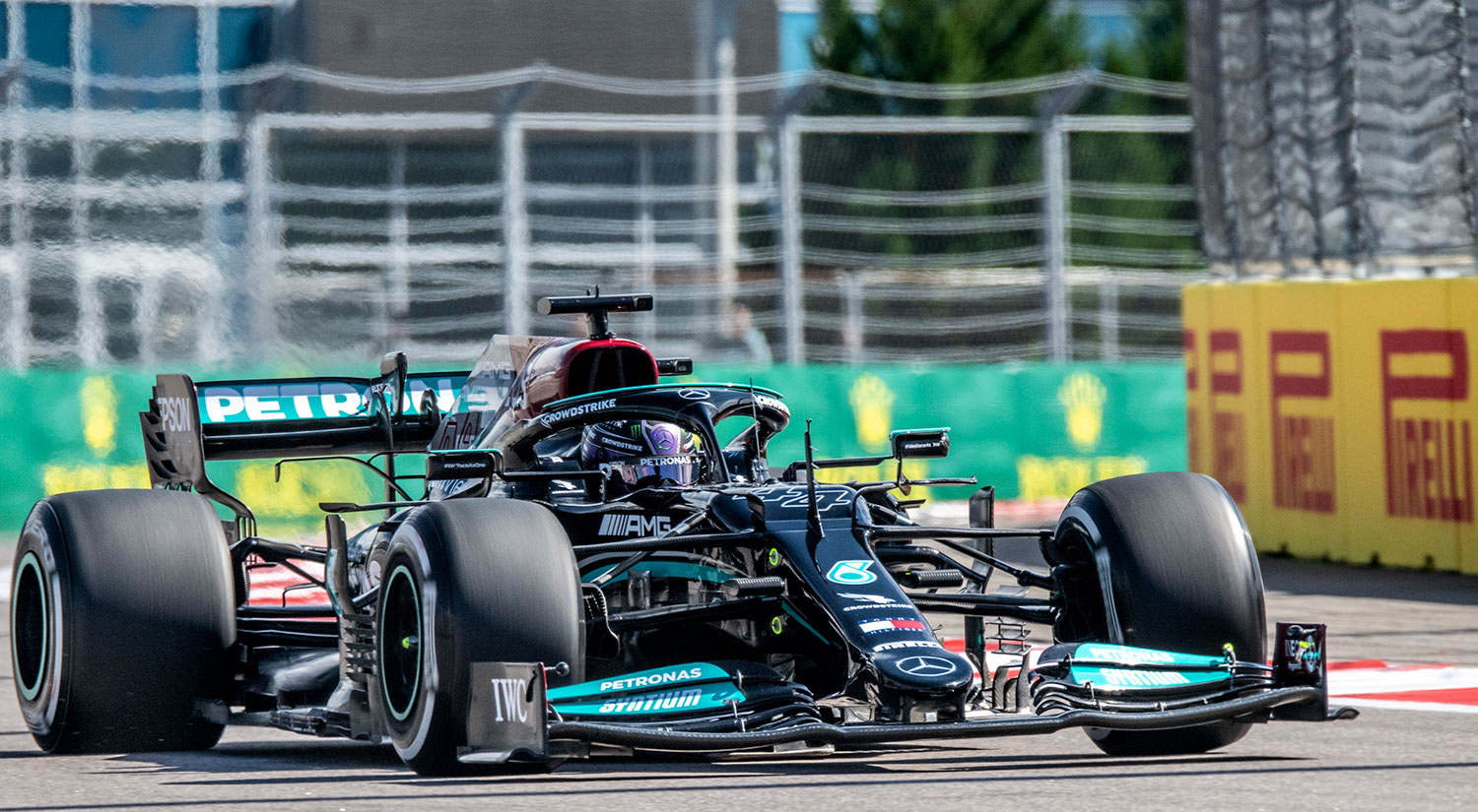 Lewis Hamilton - Mercedes AMG Petronas, Sochi, 2021