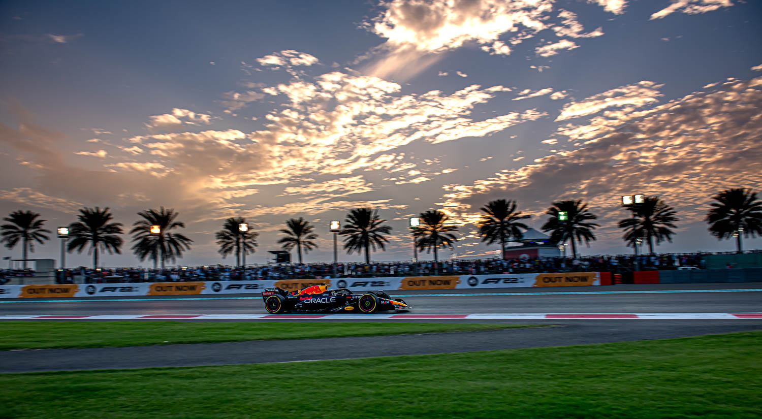 Max Verstappen - Red Bull Racing, Yas Marina, 2022