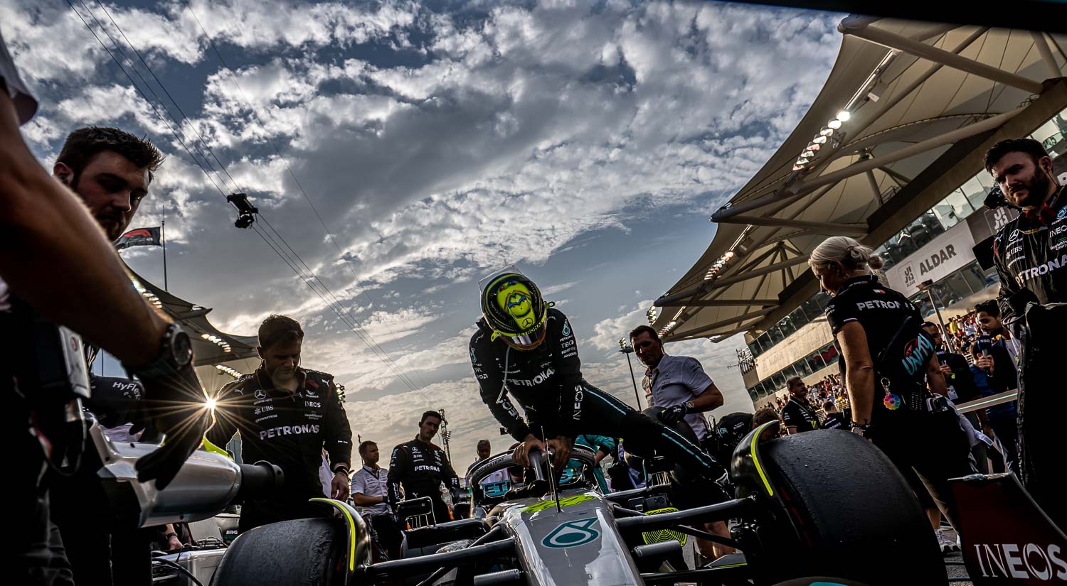 Lewis Hamilton - Mercedes, Yas Marina, 2022