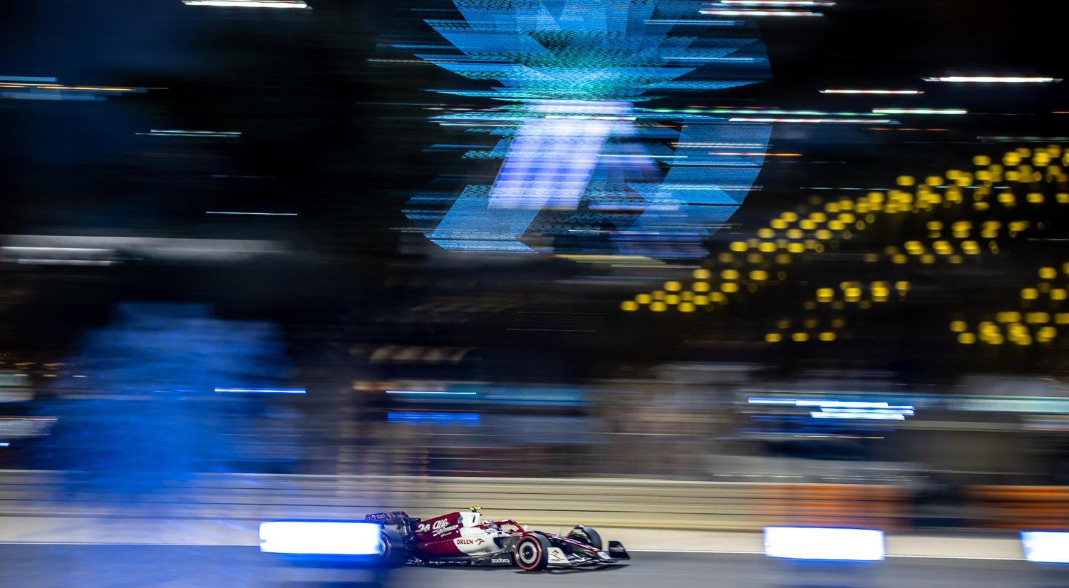 Zhou Guanyu - Alfa Romeo Racing, Bahrain International Circuit, 2022