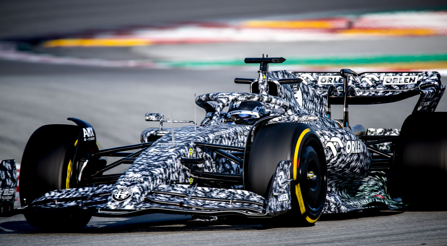 Zhou Guanyu  - Alfa Romeo Racing, Winter Testing, Circuit de Catalunya, 2022