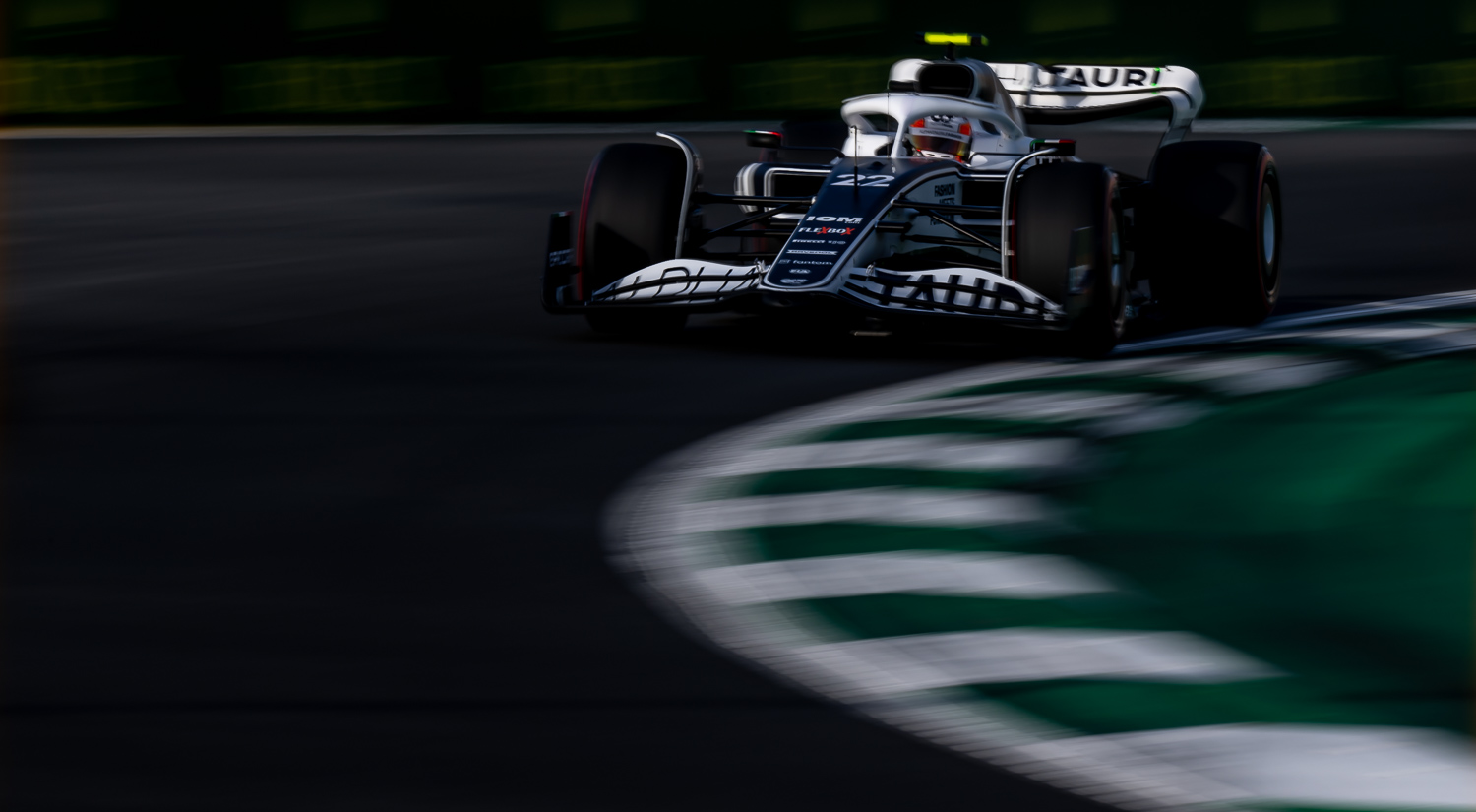 Yuki Tsunoda - Scuderia AlphaTauri, Jeddah Corniche Circuit, 2022